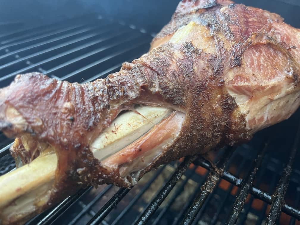 How to Tell When Smoked Turkey Legs are Done